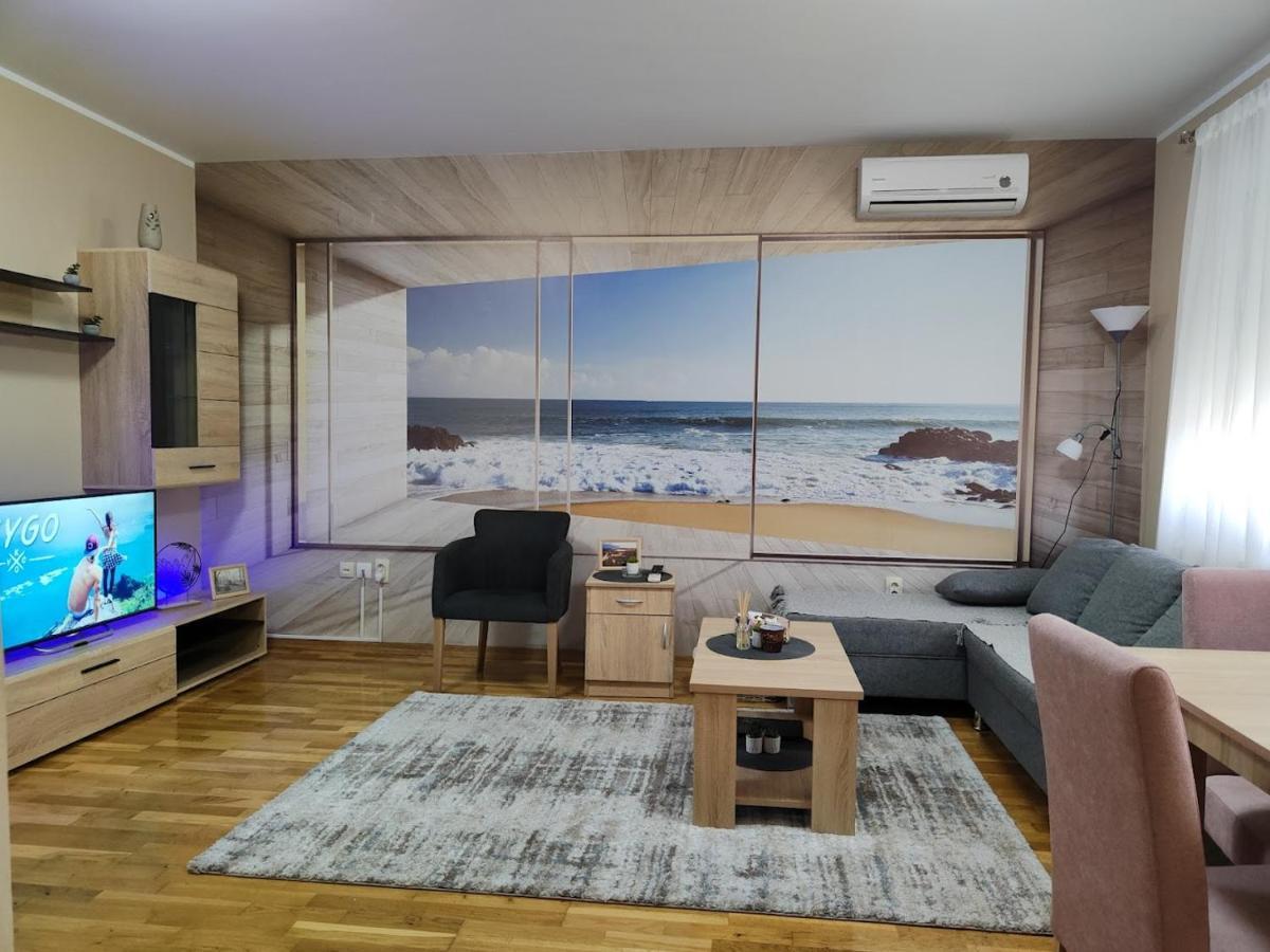 Apartman Espresso Sa Parkingom Sremska Mitrovica Dış mekan fotoğraf