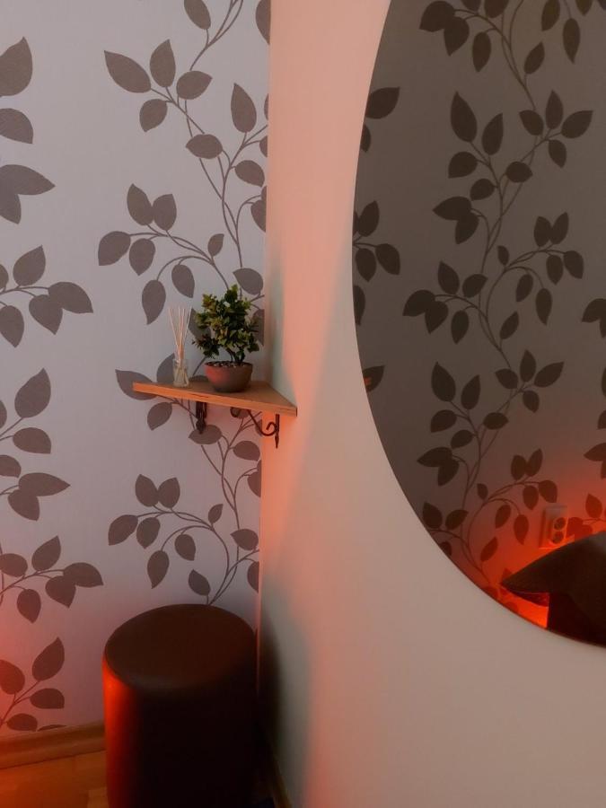Apartman Espresso Sa Parkingom Sremska Mitrovica Dış mekan fotoğraf
